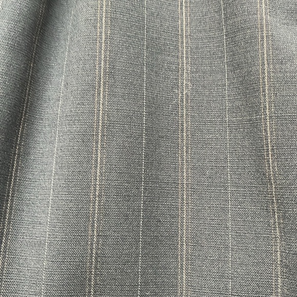 D&G pinstriped skirt - Picture 8 of 13